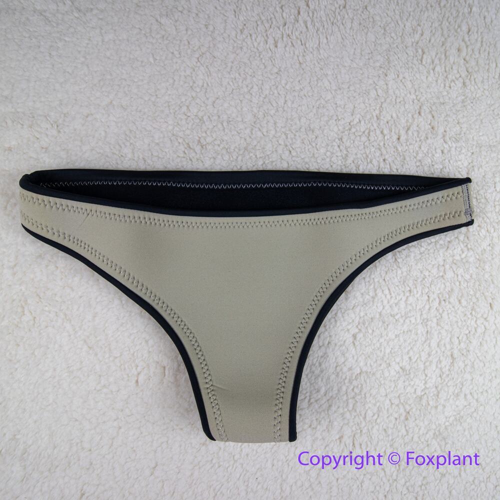 Abysse Jenna Bikini Bottoms, size M